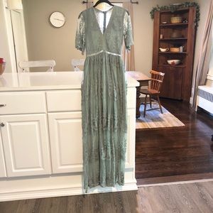 Maxi lace dress